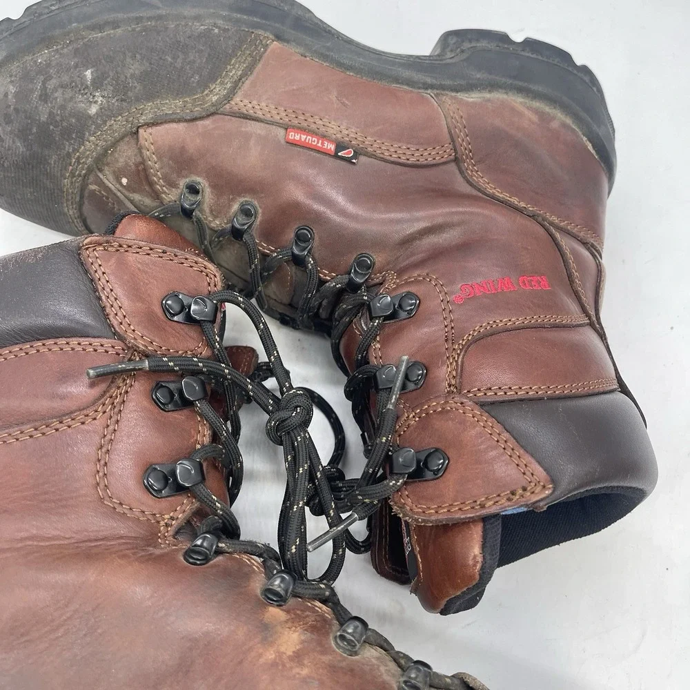 Red Wing Shoes shop confidence